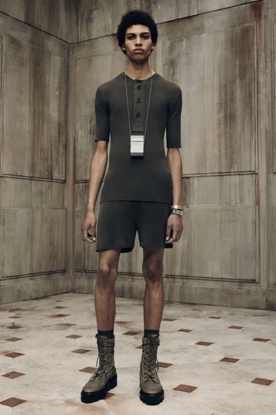 Look 8